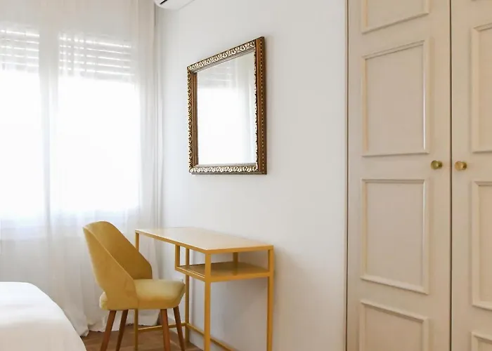 Hotel Casa Maui Banyoles