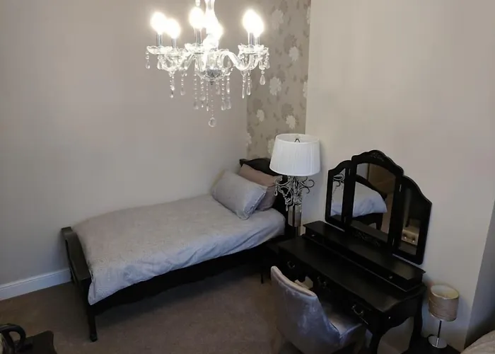 Lion House Bed & Breakfast With Restaurant Combe Martin