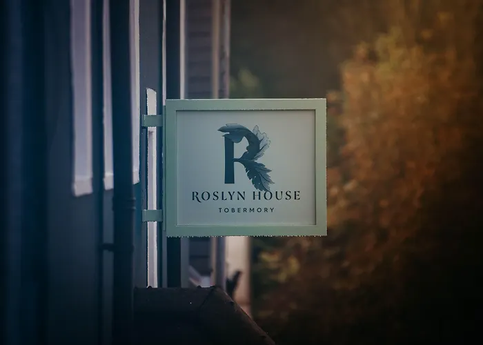 Roslyn House