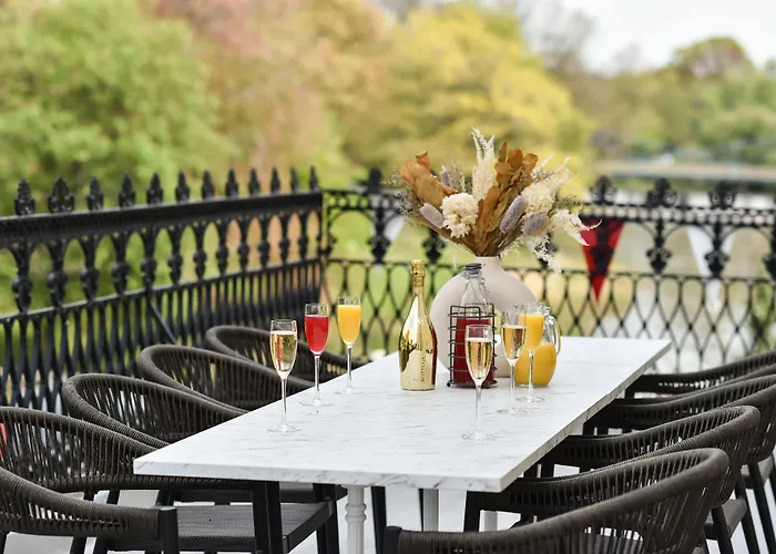 Victoria Colonnade Aparthotel Leamington Spa