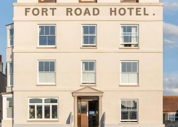 Fort Road Hotel