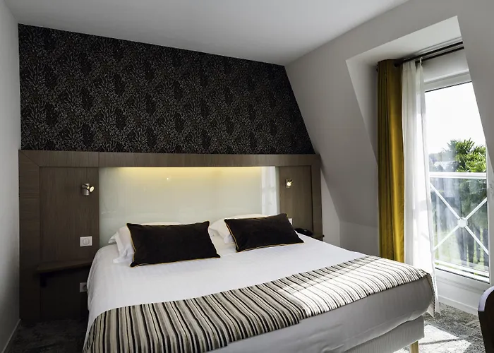Alysson Hotel