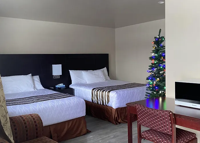 Silver Maple Motel