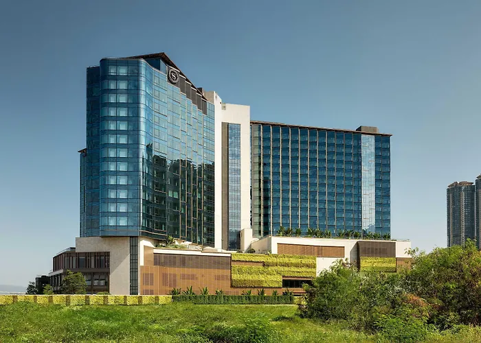 Sheraton Hong Kong Tung Chung Hotel