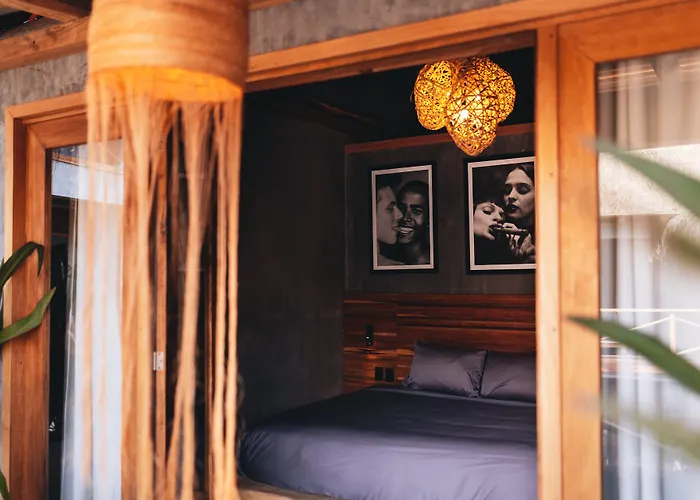 Naked Hotel Zipolite -Adults Only-