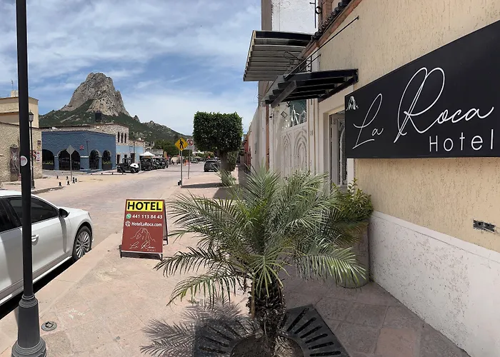 Hotel La Roca