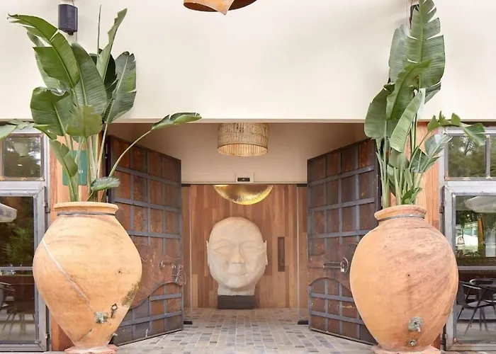 Hotel Sukha Escoriaza