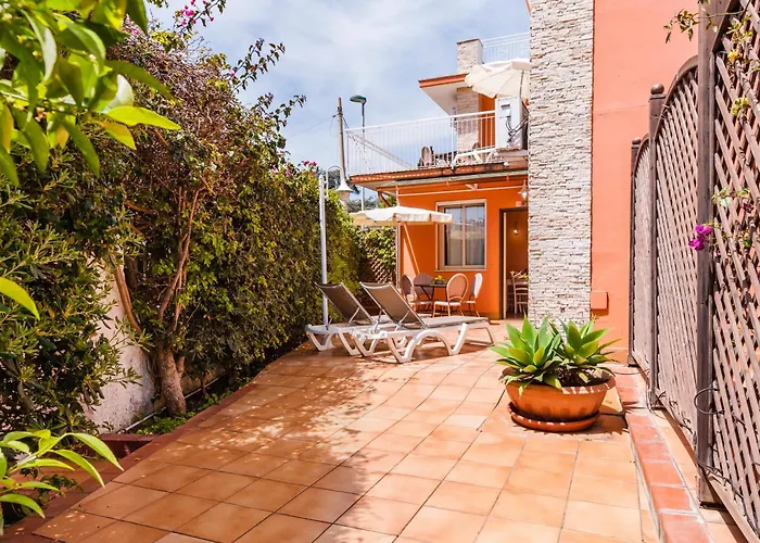 Small Luxury apartments Pool&sea view - Stella Del Mare