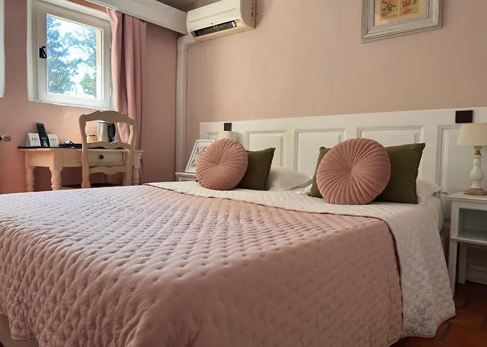 Logis Hotel le Mas De Cure Bourse