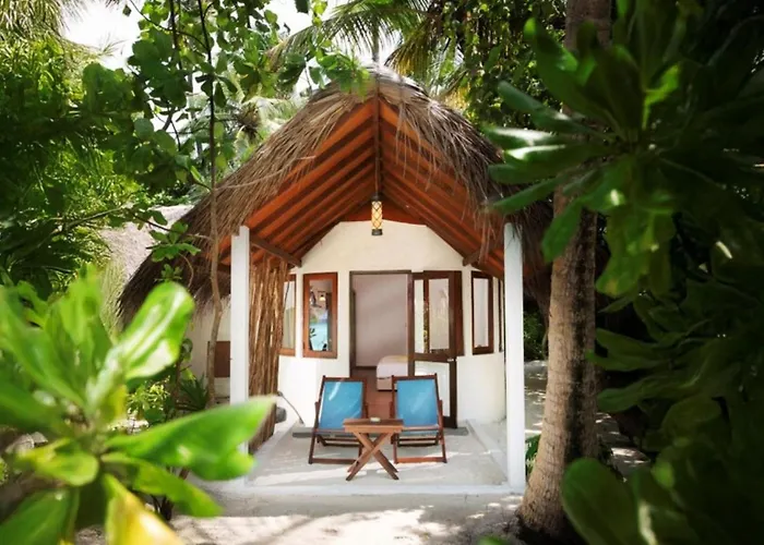 Hotel Makunudu Island- An Intimate Hideaway Makunudhoo 