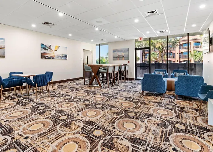 Beachfront Palms Resort Galveston, An Ascend Collection Hotel