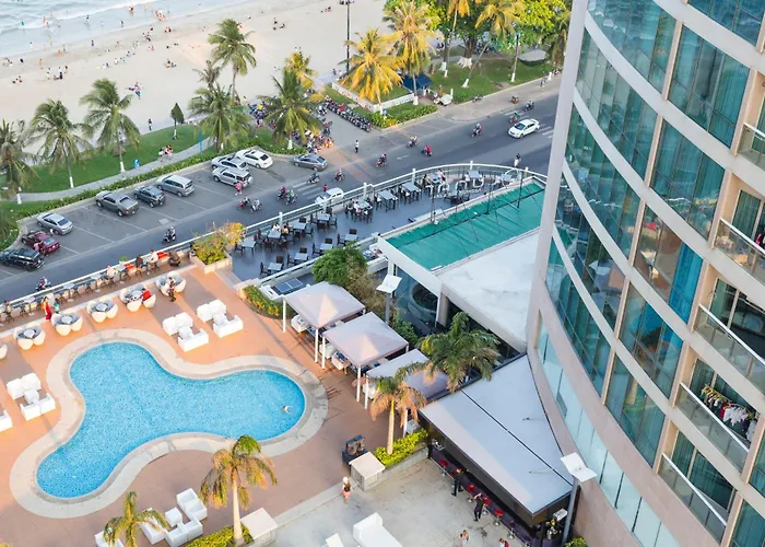 Diamond Bay Hotel