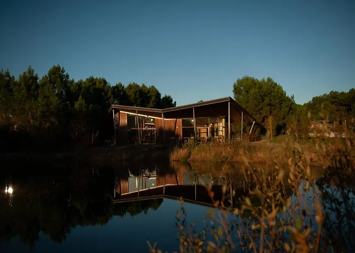 Les Échasses Golf&Surf Eco Lodge