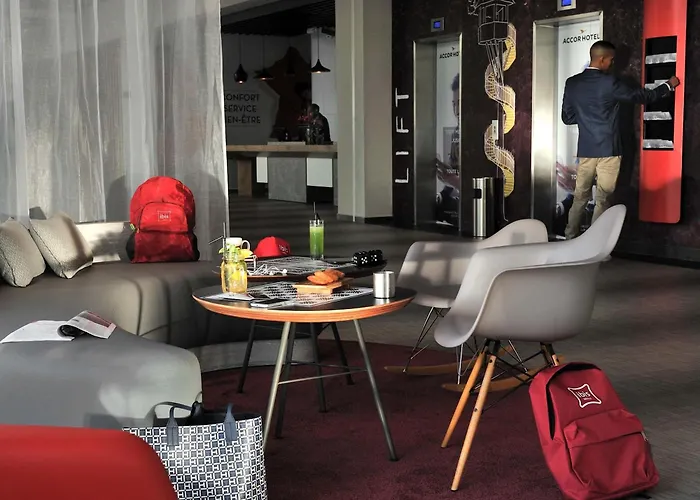 Ibis Casa Voyageurs