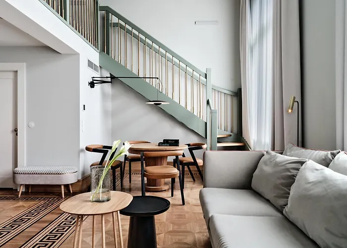 Hotel Altus Palace - Destigo Hotels