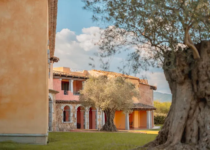 Marina Beach Residence With Private Beach In Marinella