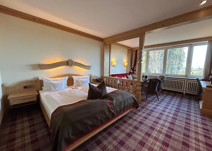 Schwarzwald Wellnesshotel SAIGERHÖH I Spa Golf&Wandern über dem Titisee