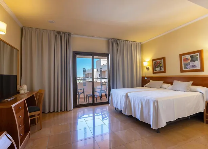 Invisa Hotel La Cala Santa Eularia des Riu