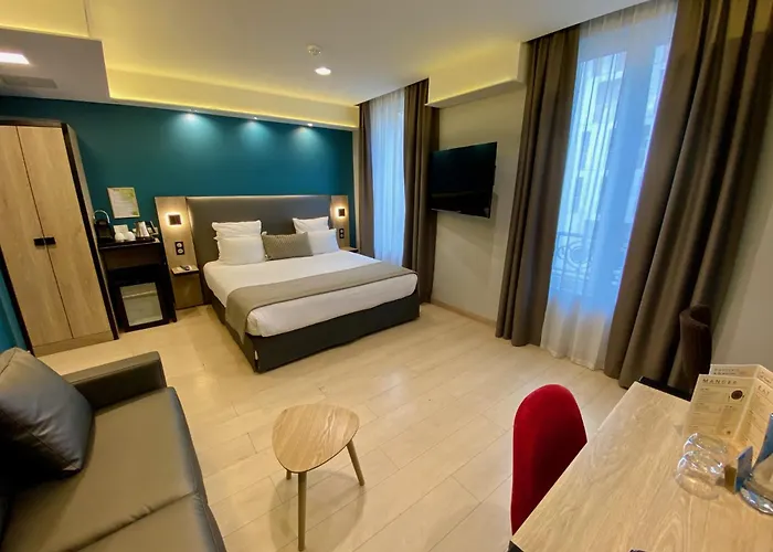Grand Hotel Clichy Paris - Boutique Hotel