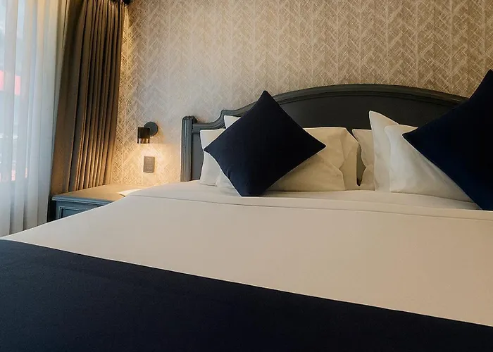 Hive Nápoles by G Hotels
