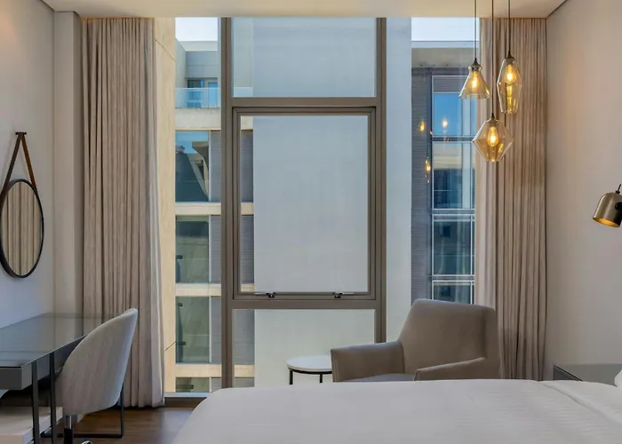 Marriott Crystal Towers