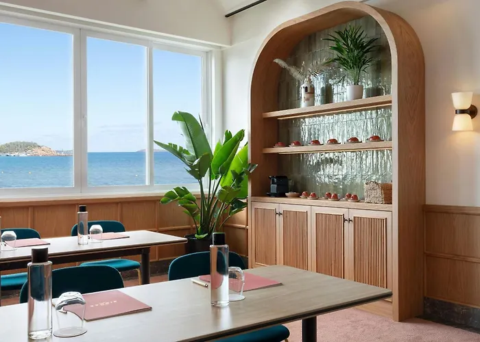 Hotel Riomar Ibiza, A Tribute Portfolio Hotel Santa Eularia des Riu