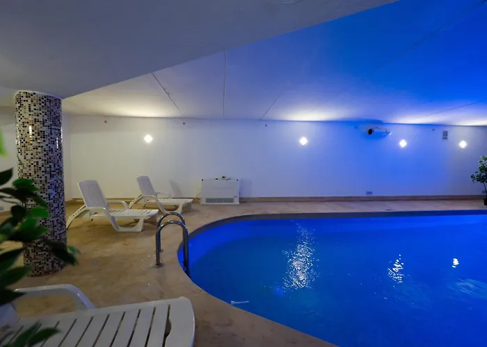 Primera Hotel