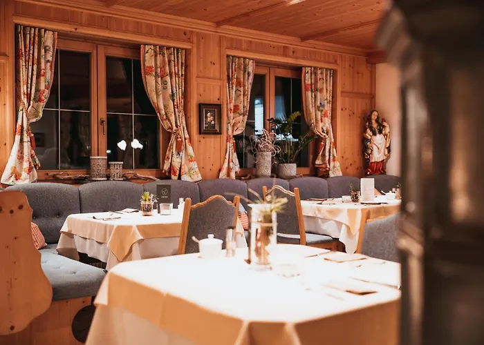 Aster Boutique Hotel & Chalets
