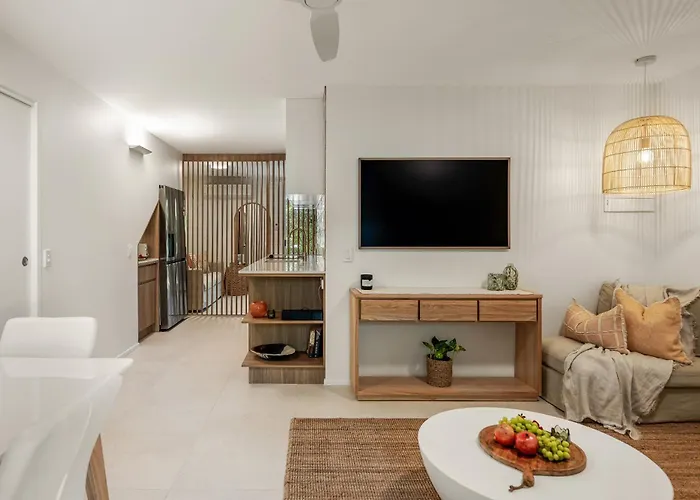 Noosa Outrigger Beach Resort