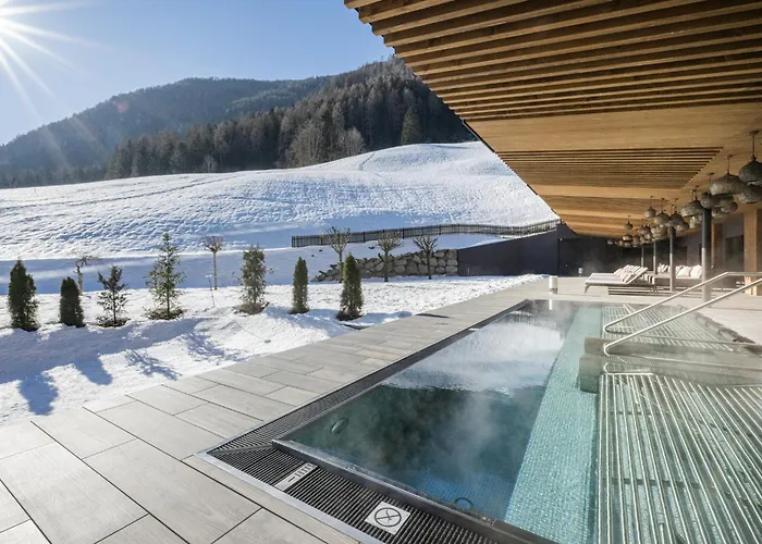 Alpine Luxury Spa Resort Schwarzenstein Lutago