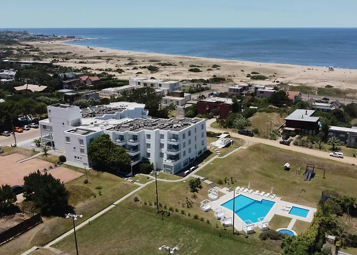 Hotel Las Olas Resort