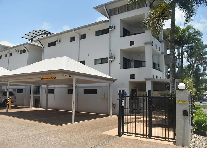 City Plaza Apartments