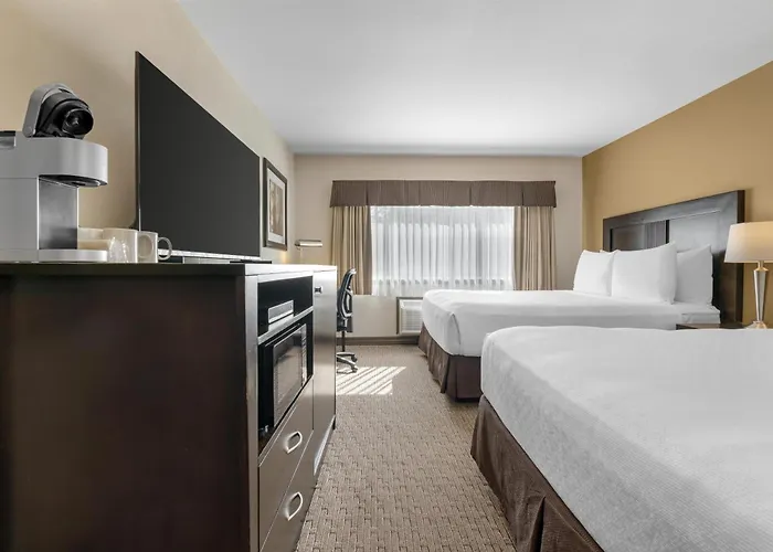 Best Western Plus Baker Street Inn Nelson