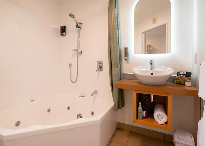 Tussock Peak Lodge