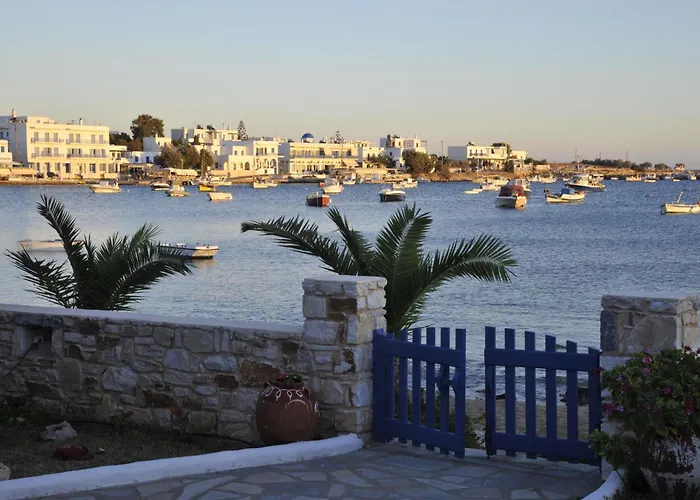 George'S Beach Studios Aliki Paros