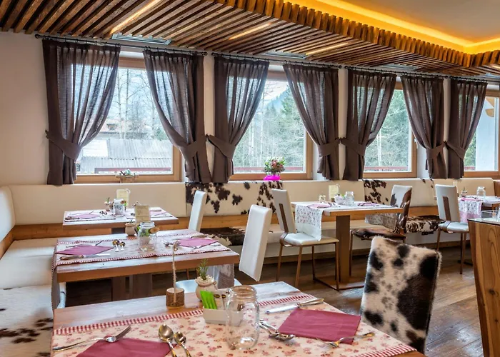 Chalet Vites Mountain Hotel Canazei