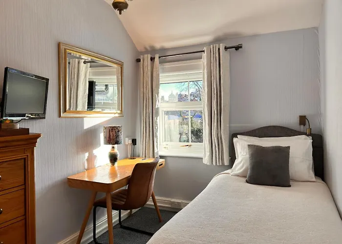 Greylands Guest House