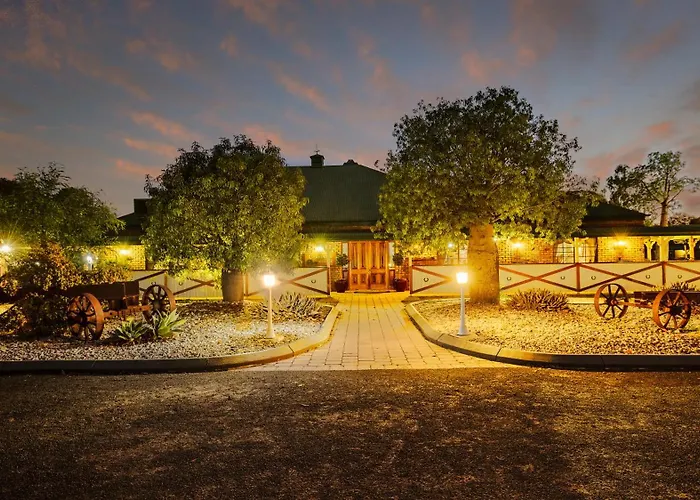 Overlander Homestead Motel