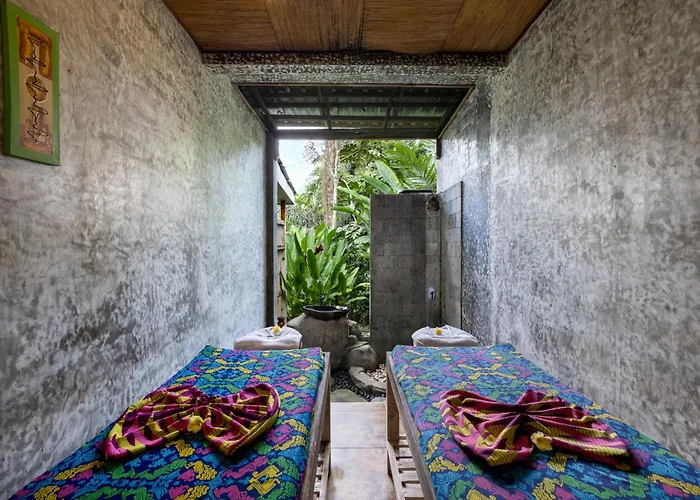 Senetan Villas And Spa Resort