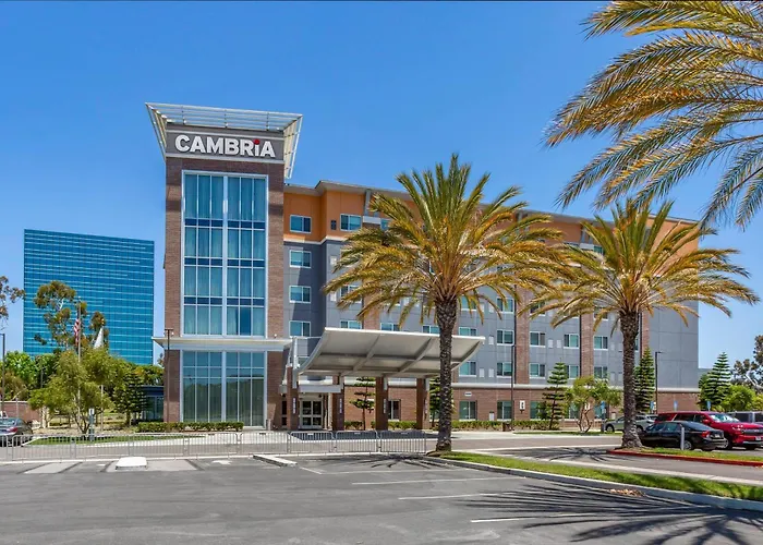 Cambria Hotel Lax
