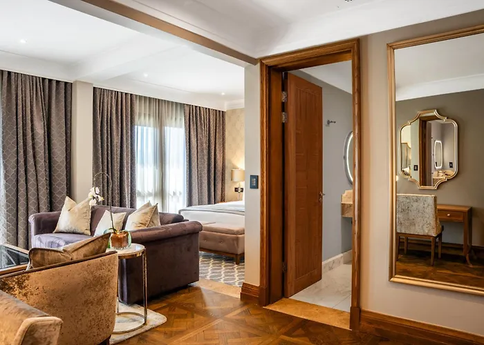 Pivot Hotel Montecasino