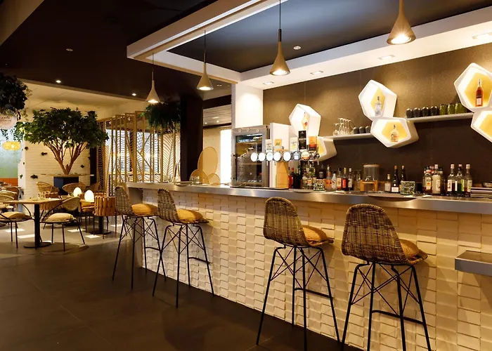 Kyriad Prestige Amiens Poulainville - Hotel&Spa