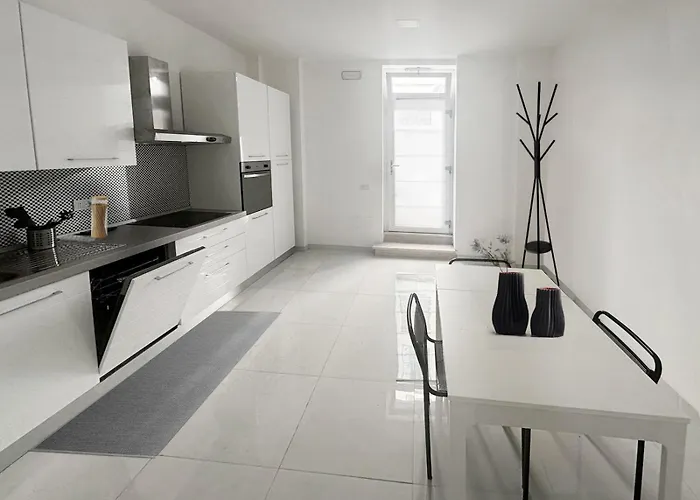 Residence De Lollis
