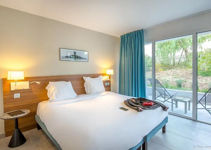 Sowell Hotels La Plage Saint-Raphael 