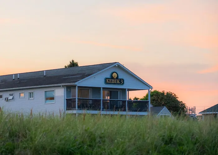 Kebek 3 Oceanside Motel