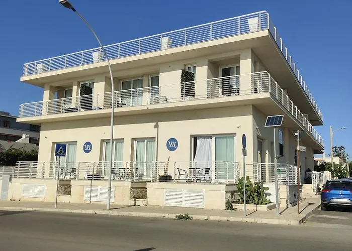 White Apartments & Spa