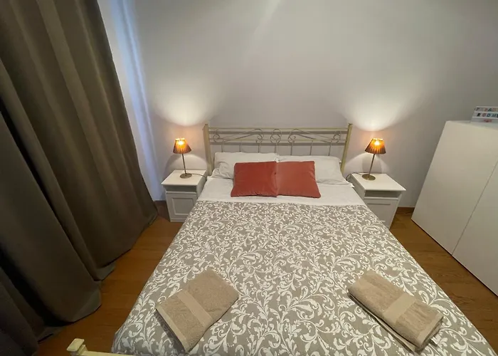 Paradise Suites - Brignole Station - Best Price Rooms - Always Open