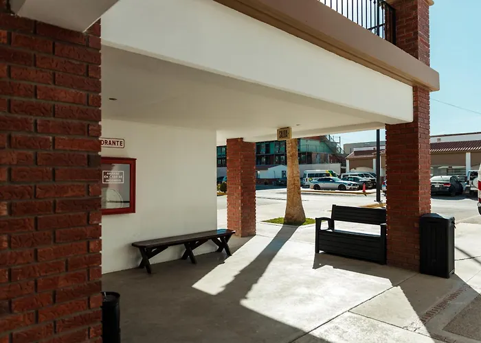 Hotel Dunas Near Consulate