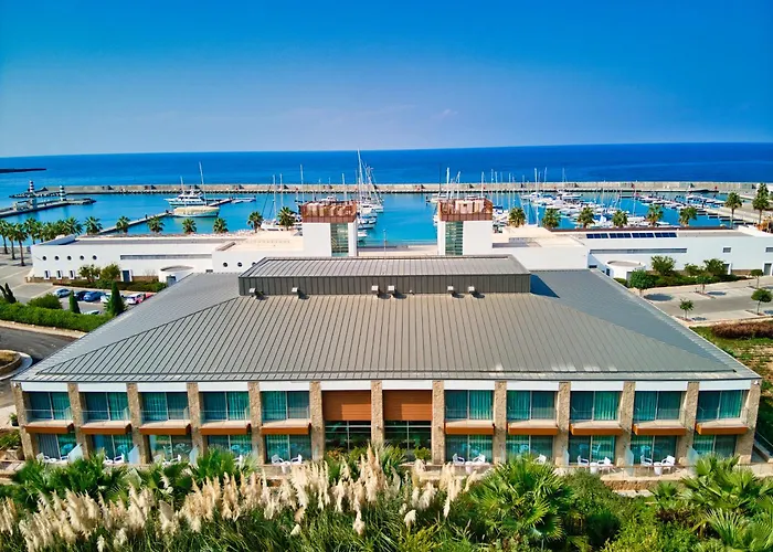 Karpaz Gate Marina Hotel