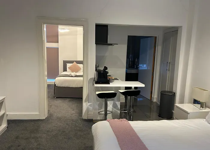 Sun Street Aparthotel
